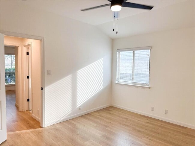 Building Photo - 1437 April Meadows Loop