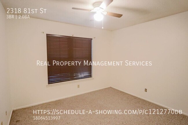 Building Photo - Adorable 3/2 in SE Lubbock