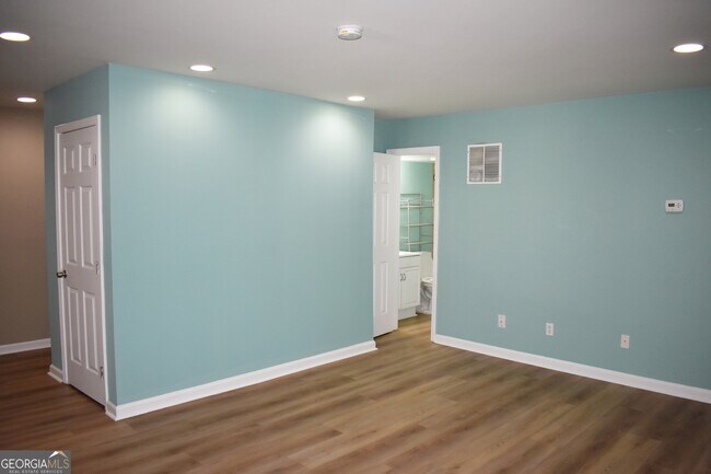 Building Photo - 3445 Anneewakee Falls Pkwy