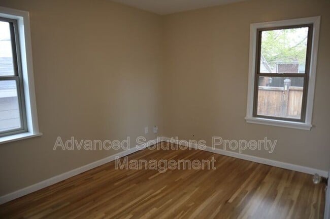 Building Photo - 2950 S Judith St