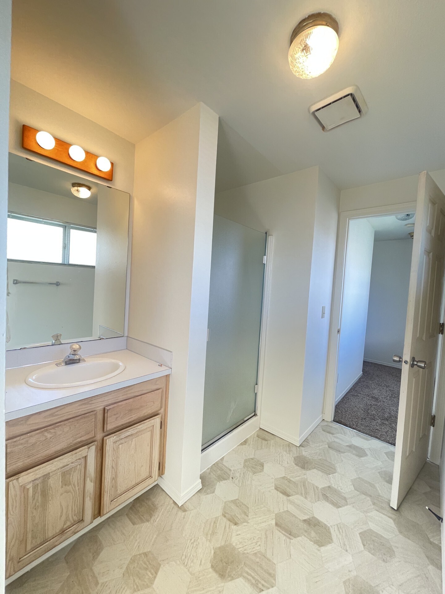 Primary Half Bath - 323 Meadow Ave N