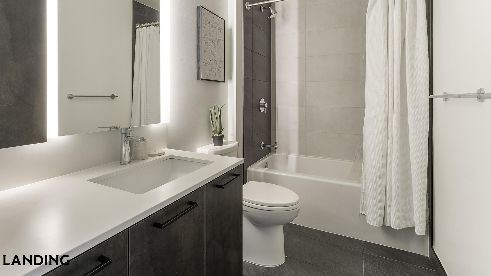 Building Photo - 632 Howard Rd SE