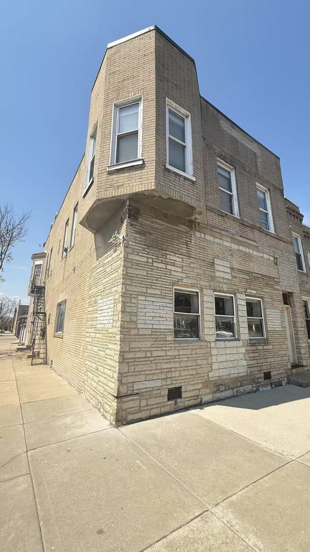 Primary Photo - 3158 S Union Ave