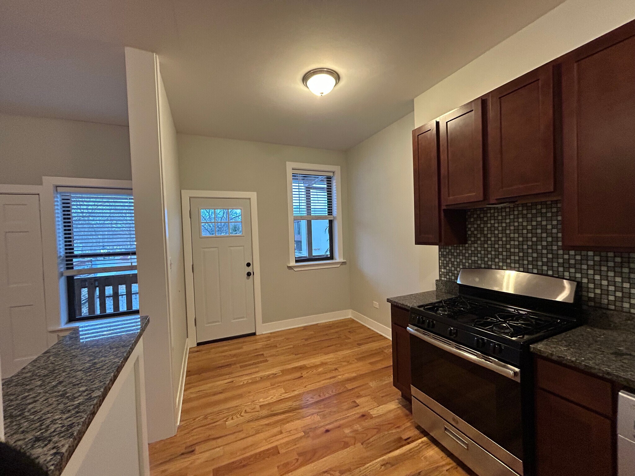 Building Photo - 338 Tudor Ct