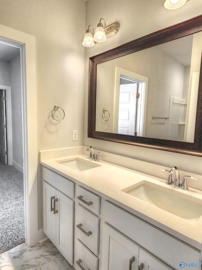 Building Photo - 102 Mississippi St