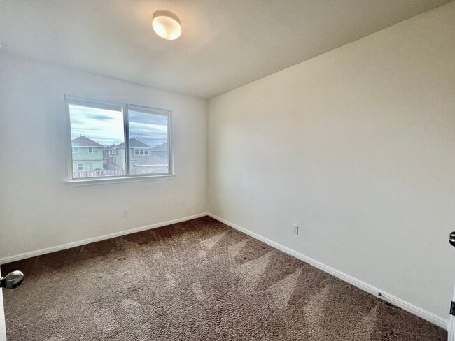 Building Photo - Blanco Vista Charmer