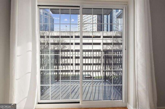 Building Photo - 195 14th St NE