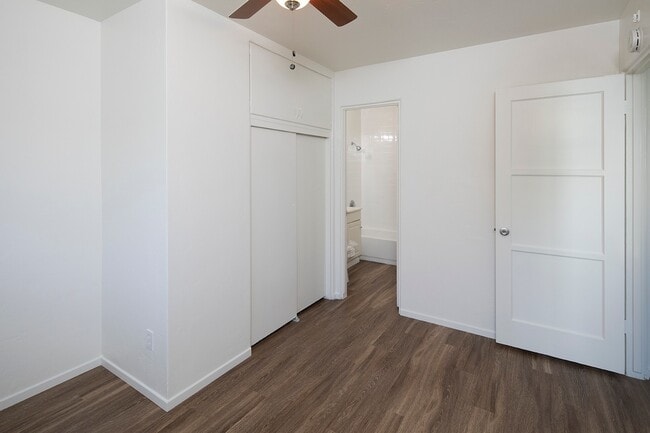 Building Photo - Pacific Beach/Bird Rock Cottage: 1 Bed/1 Bath Just Blocks from the Beach!