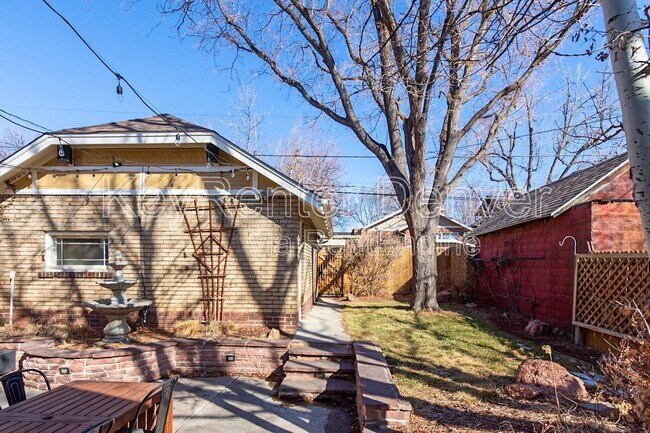 Building Photo - 740 S Corona St