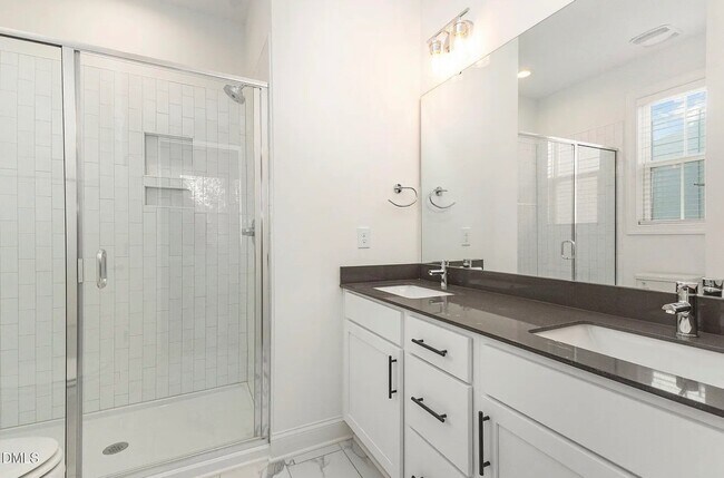 Building Photo - 4801 Gossamer Ln