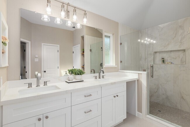 Building Photo - 2826 Creek Manor Dr