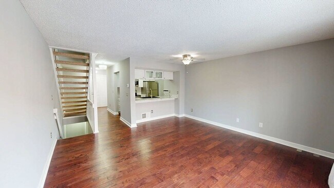 Building Photo - 2002 Jasper Ln