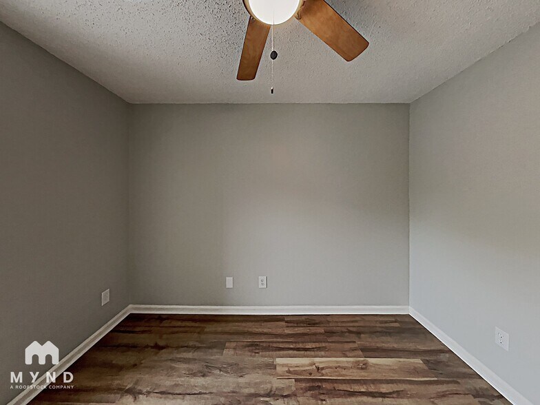 Building Photo - 1416 Painter Pl