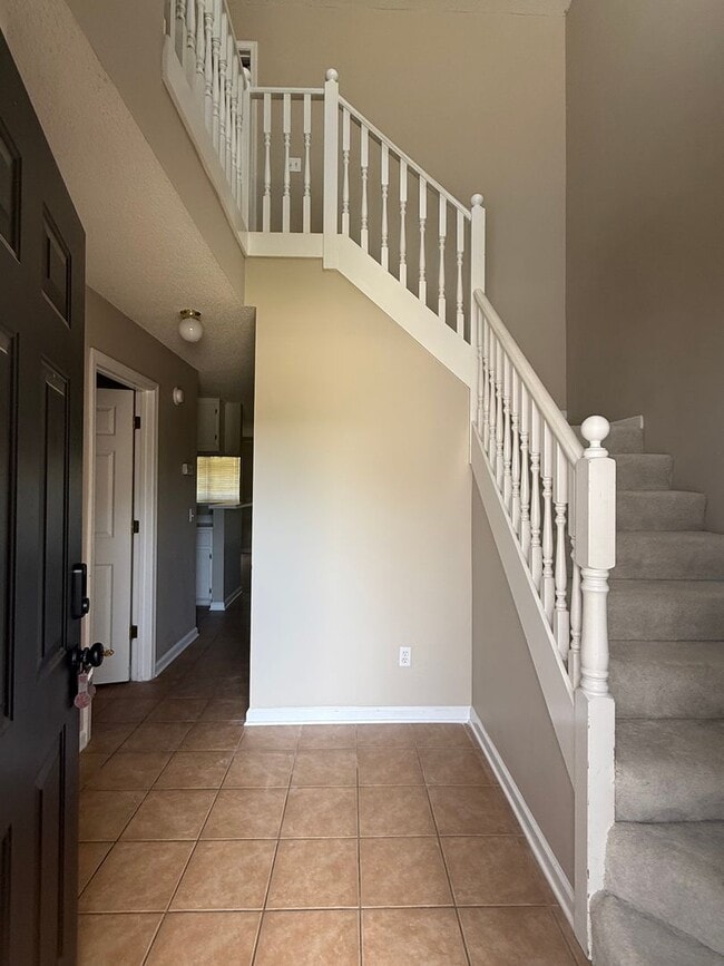 Building Photo - 123 Woodberry Dr