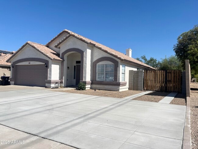 Building Photo - 7504 W Jenan Dr