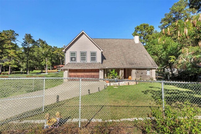 Building Photo - 13392 Southshore Dr