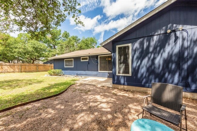 Building Photo - 12900 Garfield Ln