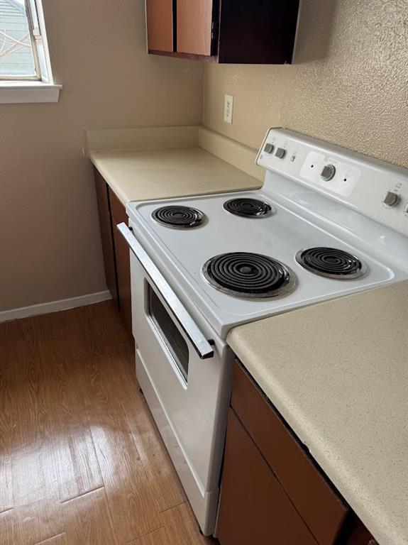 Building Photo - 1903 West Loop