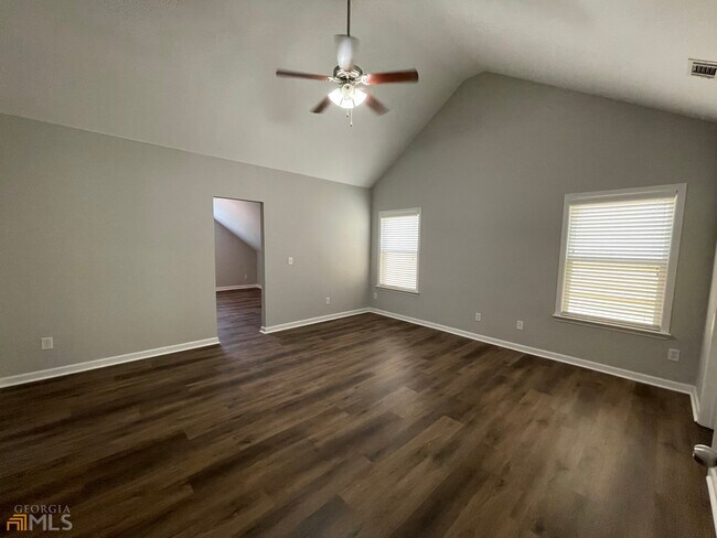 Building Photo - 79 Covington Terrace