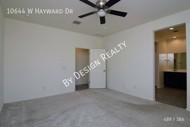 Building Photo - Like-New 4BR/3BA Corner Lot Home in Gladde...