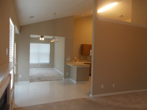 Building Photo - 696 Churchill Downs Dr