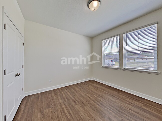 Building Photo - 105 Moultrie Crossing Ln