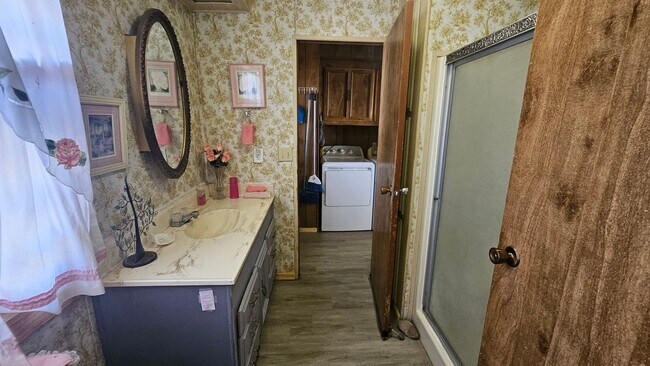 Building Photo - Rural Living at Its Finest – 2BR Home with Open Desert Views