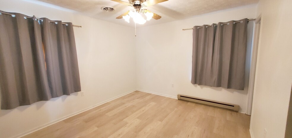 Building Photo - 352 Opequon Ave