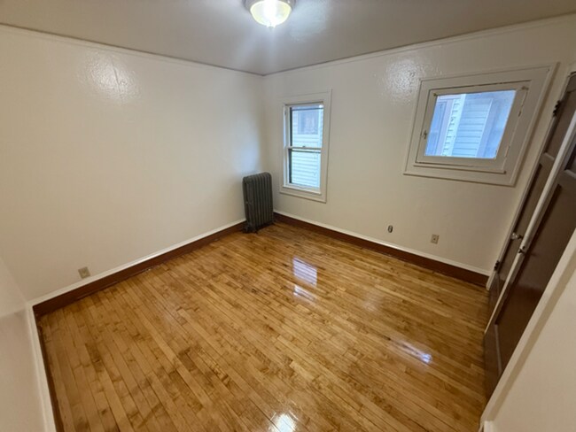 Building Photo - 2628-2630 N 48th St,