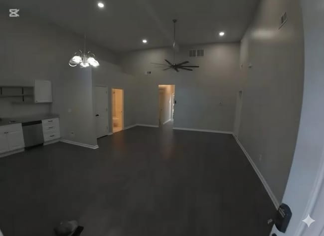 Building Photo - 226 Polar Rock Rd SW