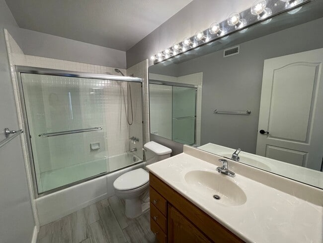 Building Photo - Bernardo Village: Single-level 3 bedroom, ...