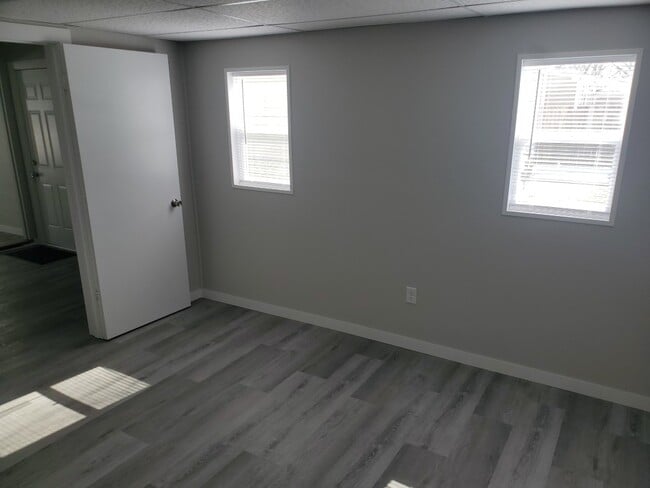 Building Photo - 1657 N Adams St