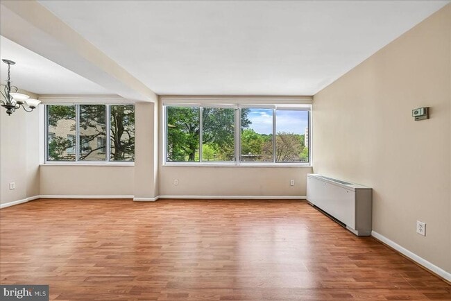 Building Photo - 6631 Wakefield Dr