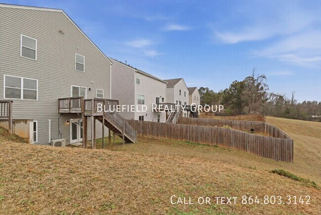 Building Photo - 227 Millen Dr