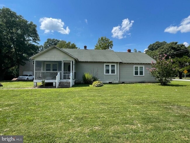 Building Photo - 6062 Potomac Dr