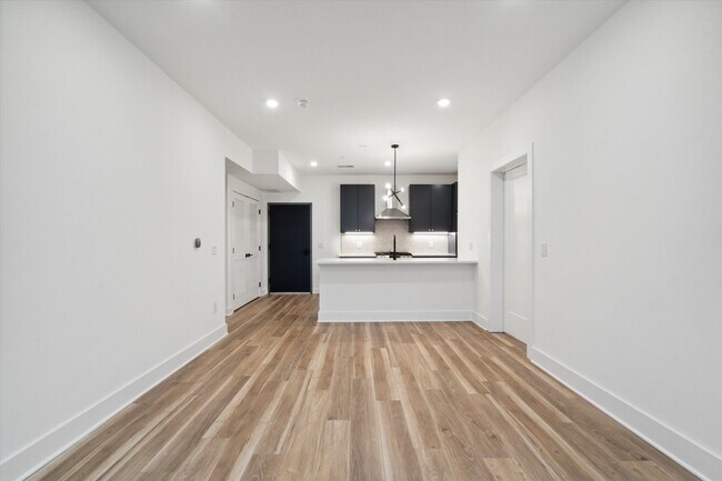 Building Photo - 2636 E York St