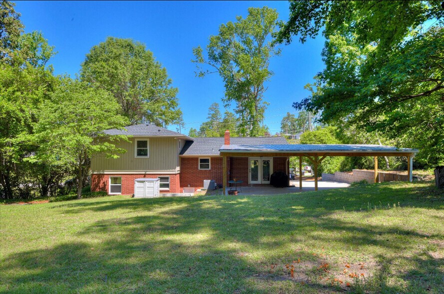 Building Photo - 813 Hammond Dr