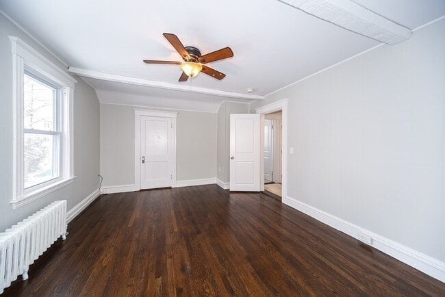 Building Photo - 15 Essex St