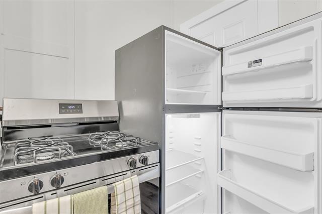 Building Photo - 4121 Junius St