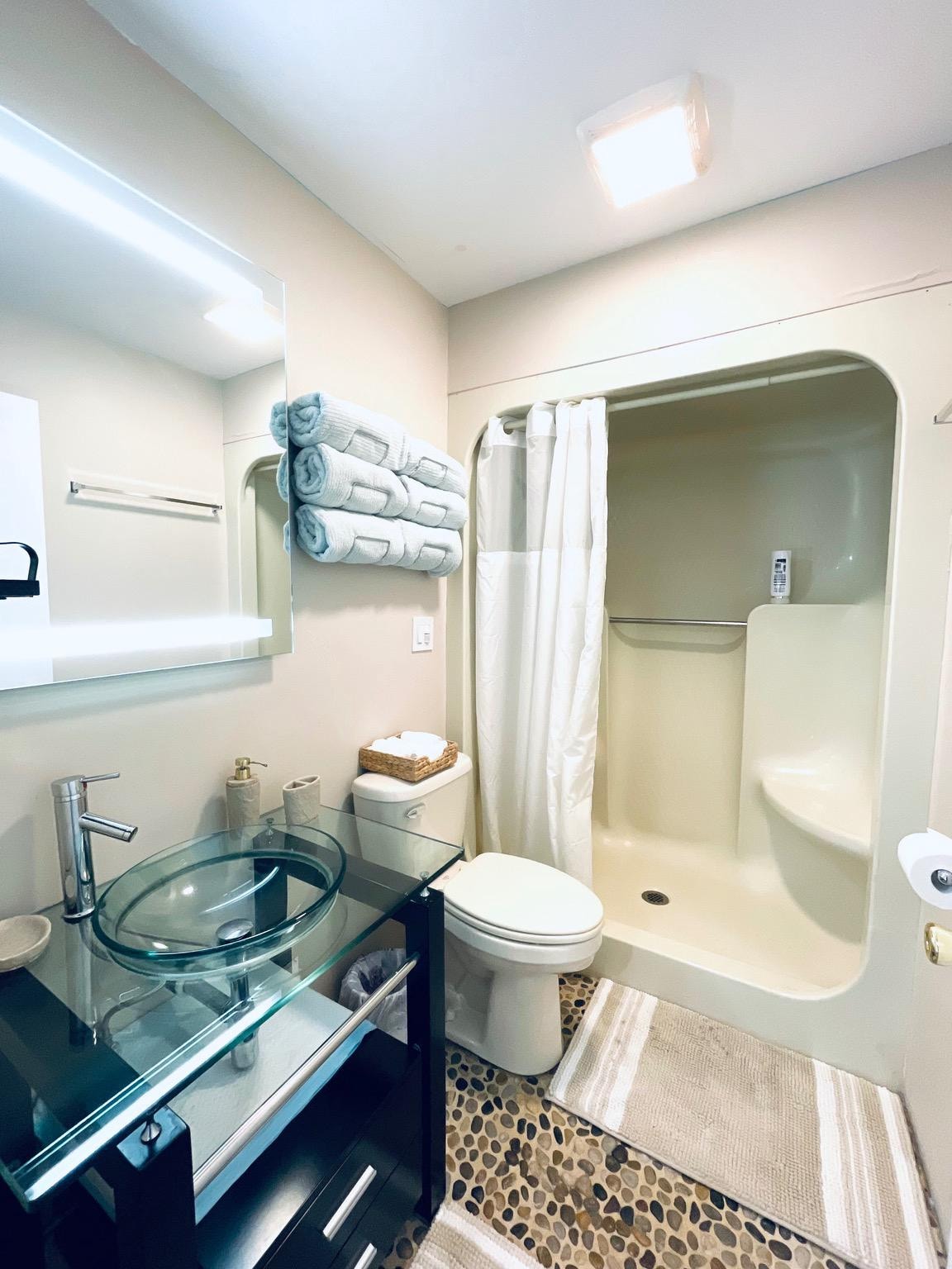 Building Photo - 157 Main St