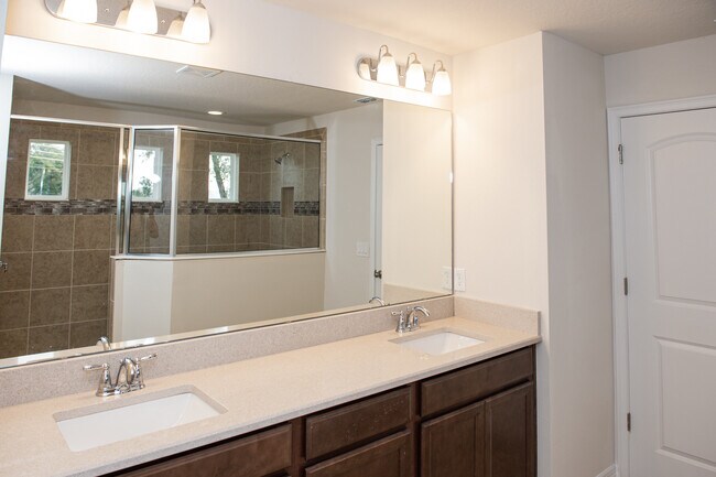 Building Photo - 17361 Bal Harbour Dr