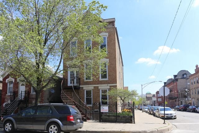 Building Photo - 1401 N Bosworth Ave