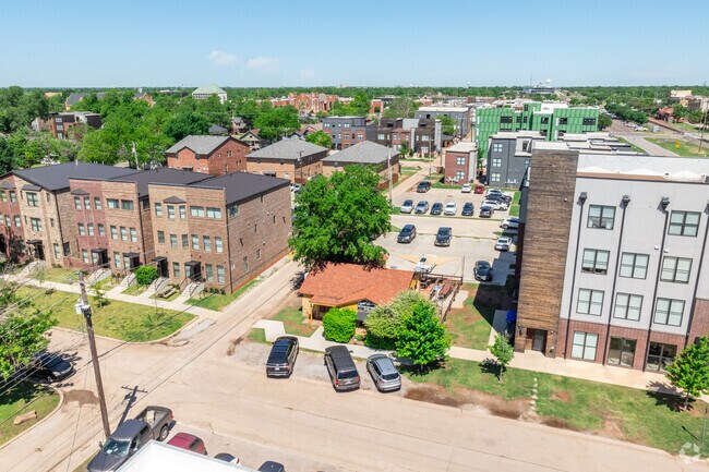 Building Photo - Garner Crossing
