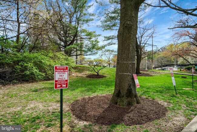 Building Photo - 6301 Stevenson Ave