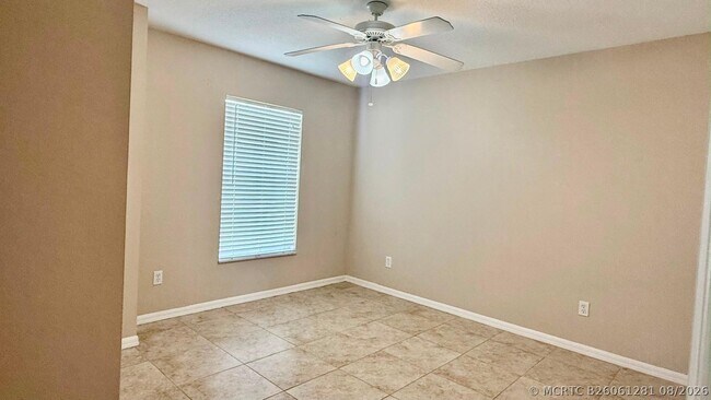 Building Photo - 2847 SW South Calabria Cir