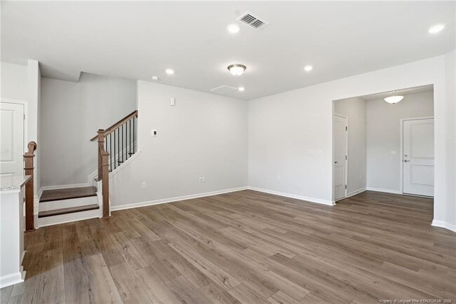 Building Photo - 1952 Dapple Dr