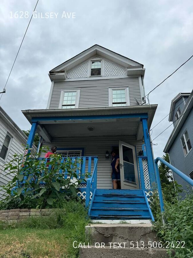 Primary Photo - 1628 Gilsey Ave