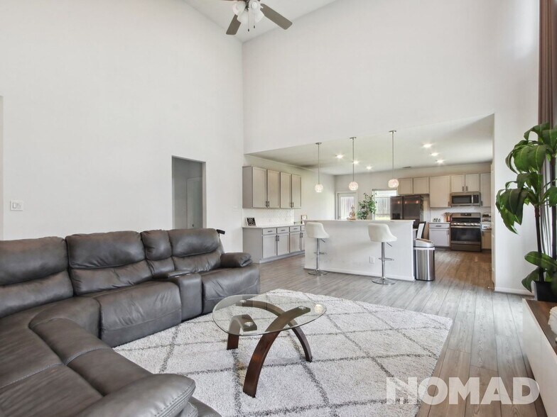 Building Photo - 18632 Birch Orch Ct