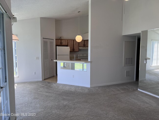 Building Photo - 7240 US-1