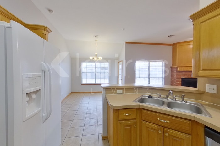 Building Photo - 2809 SE 96th St